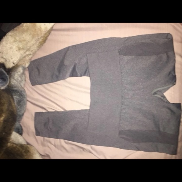 Like new nvgtn leggings - Picture 4 of 5